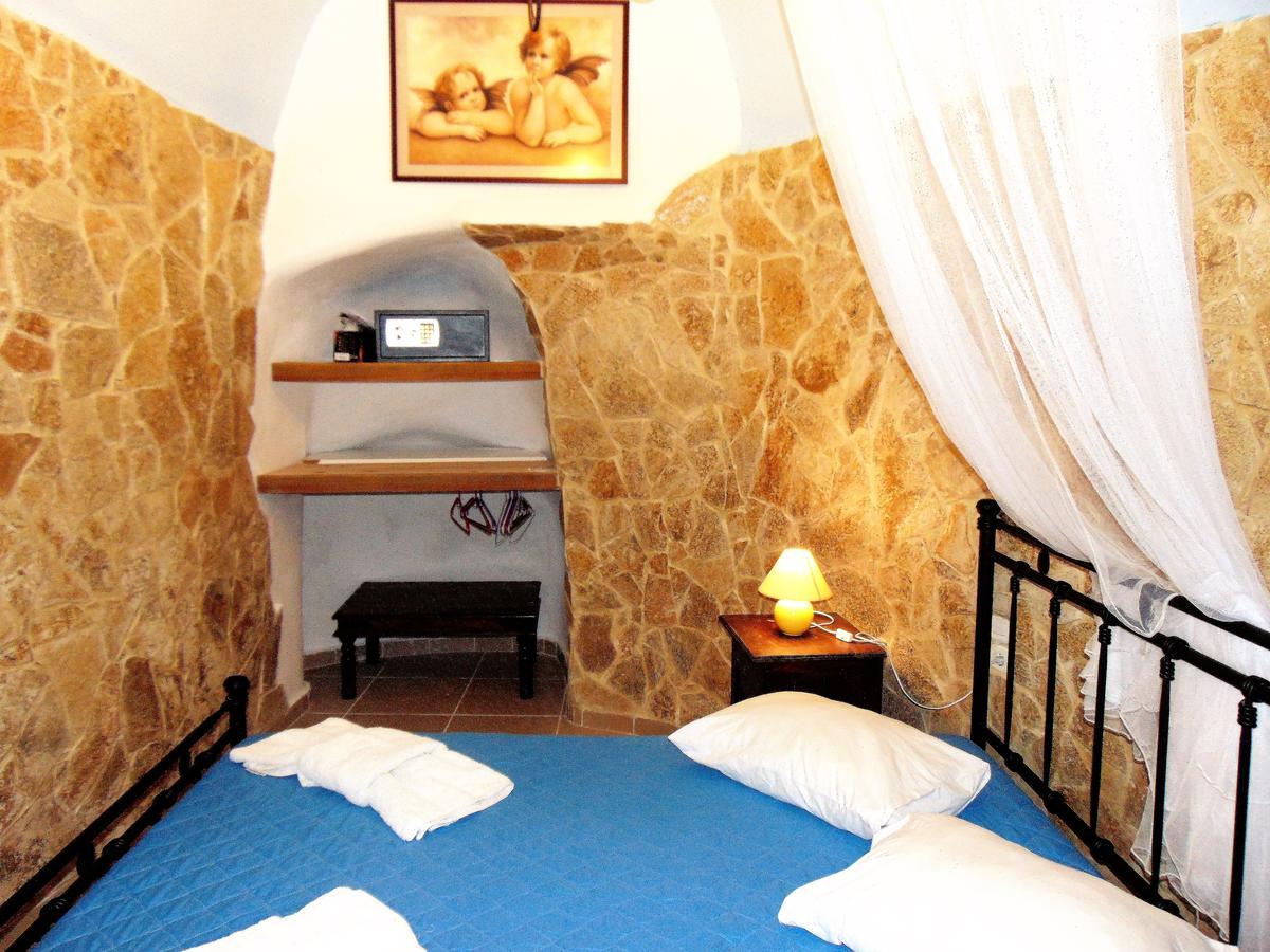 Archangels Traditional Houses Картерадос Екстериор снимка